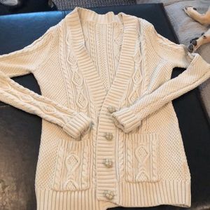 Beautiful knit cardigan by Gaian